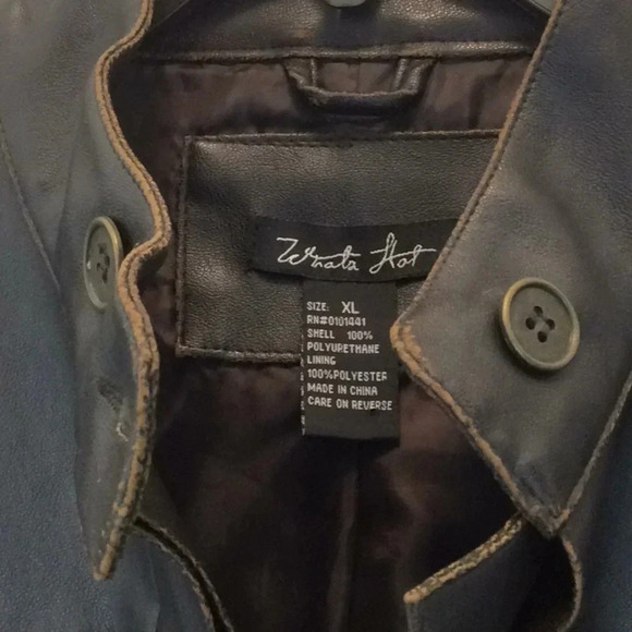 What’s Hot Brown Pleather Short Jacket Size XL - Picture 9 of 13